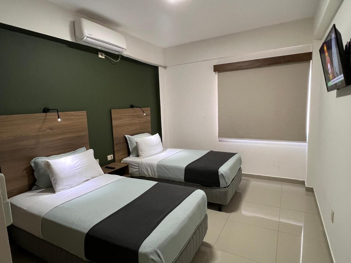 Pacifico Apart Hotel Santa Cruz de La Sierra Luaran gambar